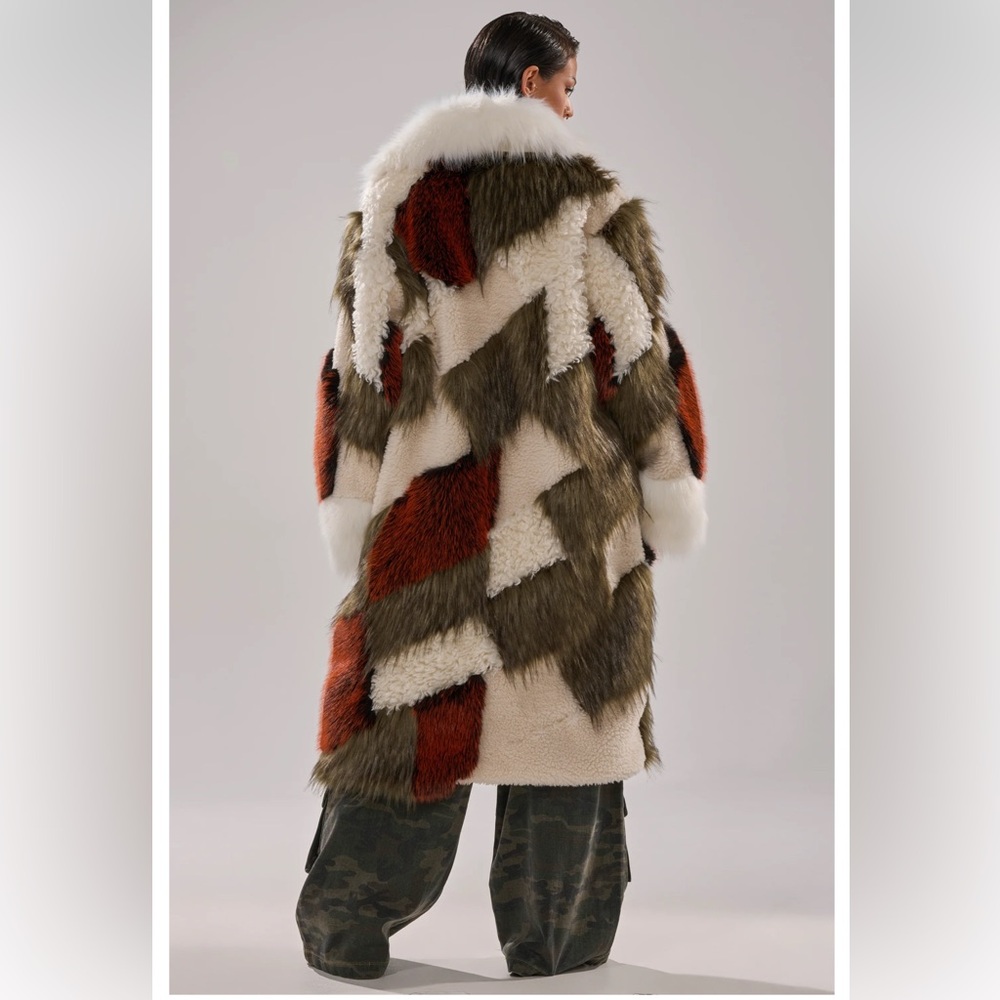 NWT Akira Patchwork Faux Fur Coat in Cream, Olive & Rust    1X /2X - Picture 7 of 12